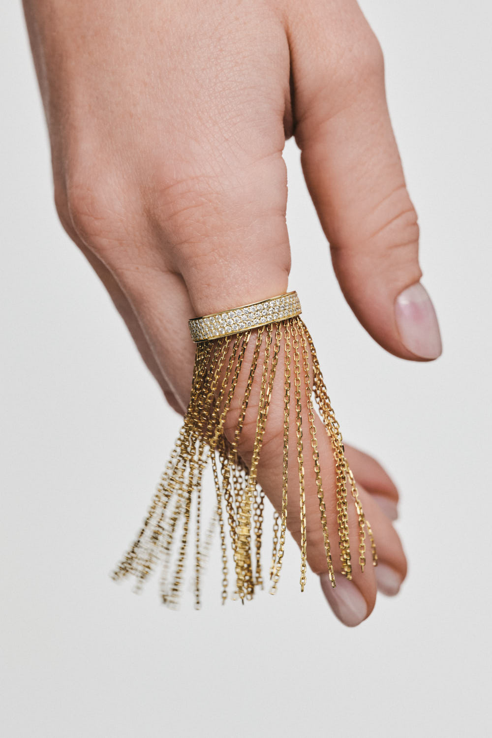 Rings Chainfall Ring, diamonds, yellow gold available online with expert craftsmanship