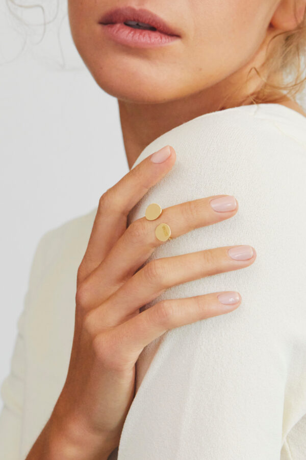 Rings Duo Flat Ring, yellow gold available online with expert craftsmanship