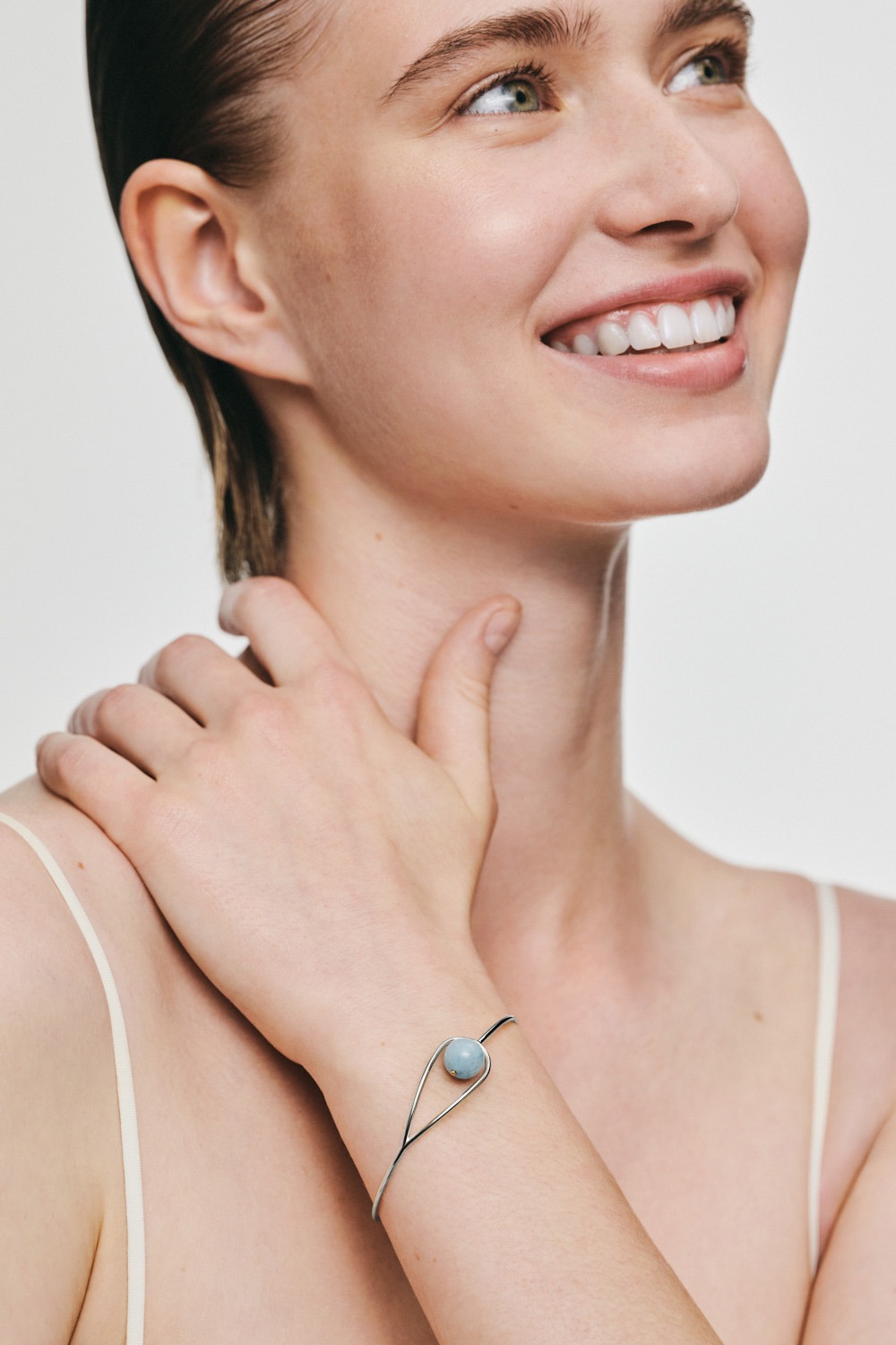 Bracelets Celestial Blue Bracelet, white gold with modern elegance