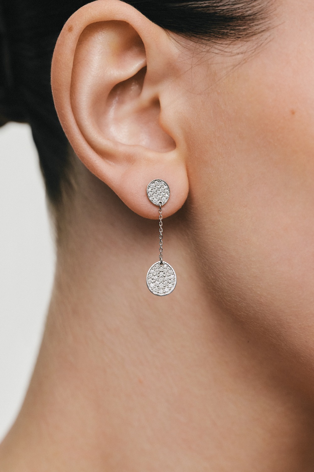 Earrings Flat Drop Earrings, diamonds, white gold with timeless design by Guzema