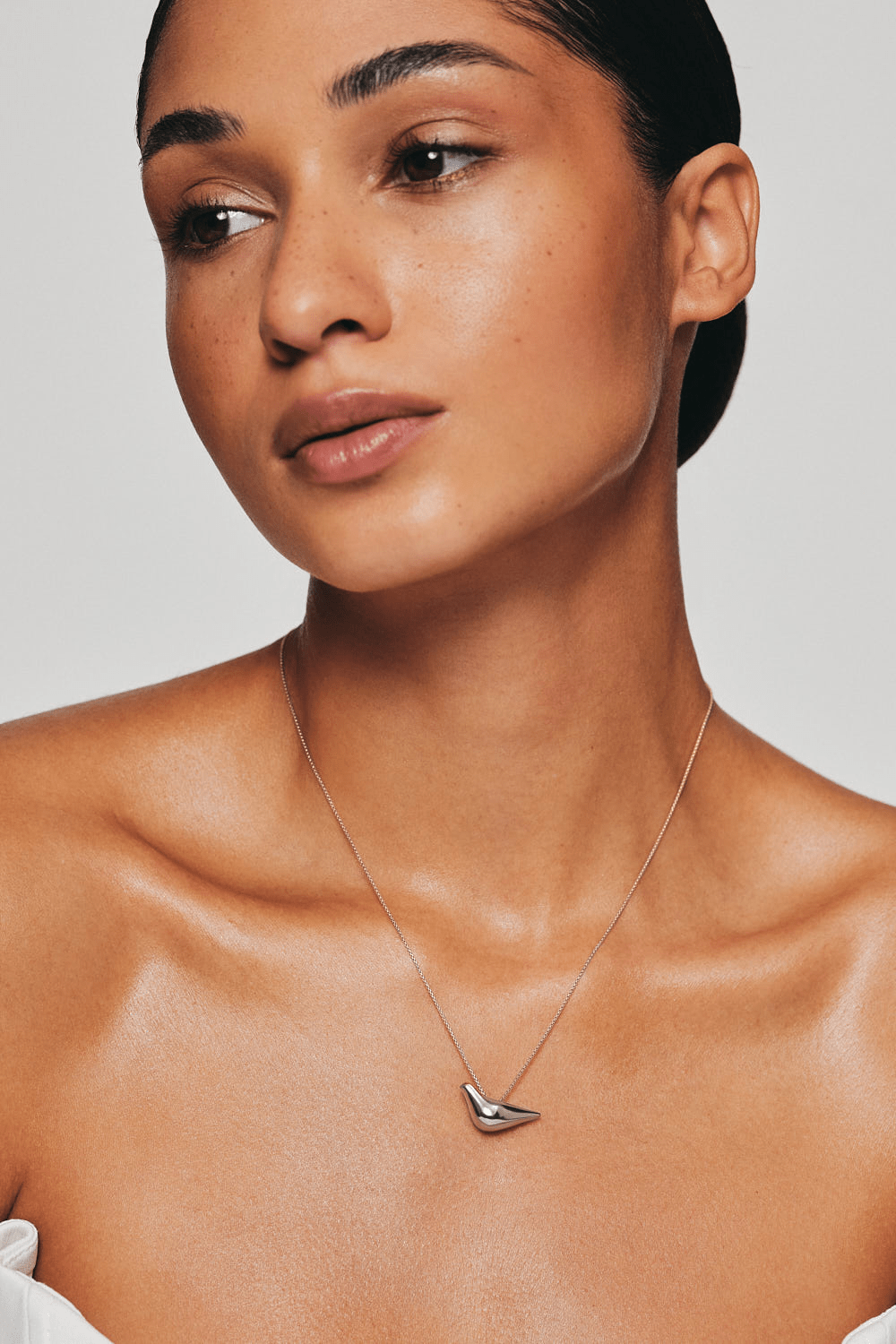 Necklaces Bird Girl Pendant, white gold with fast delivery from Guzema