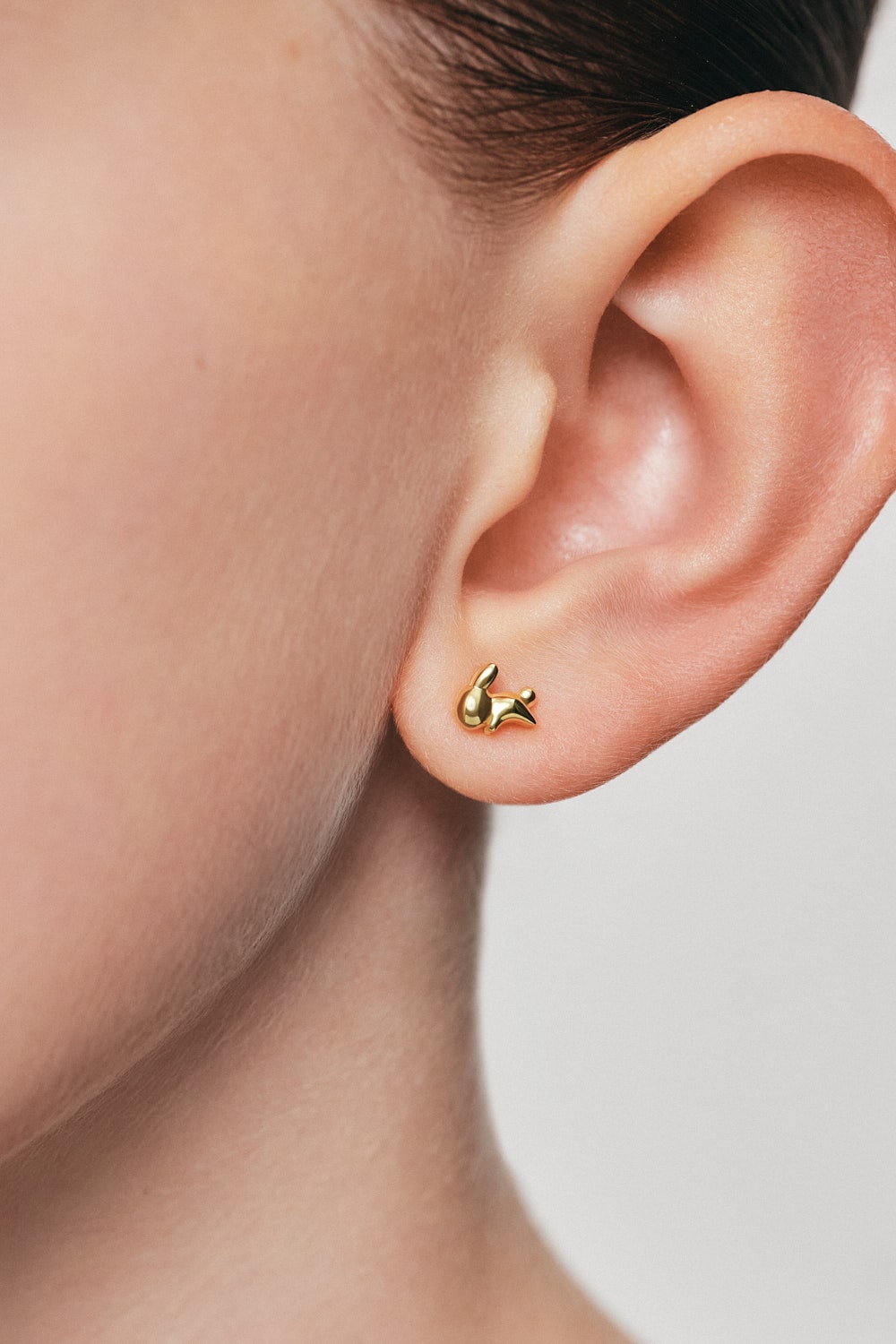 Earrings Rabbit Stud Earrings, yellow gold with timeless design by Guzema