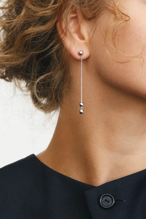 Earrings Trio Chain Transformer Earrings, white gold for a unique and sophisticated look