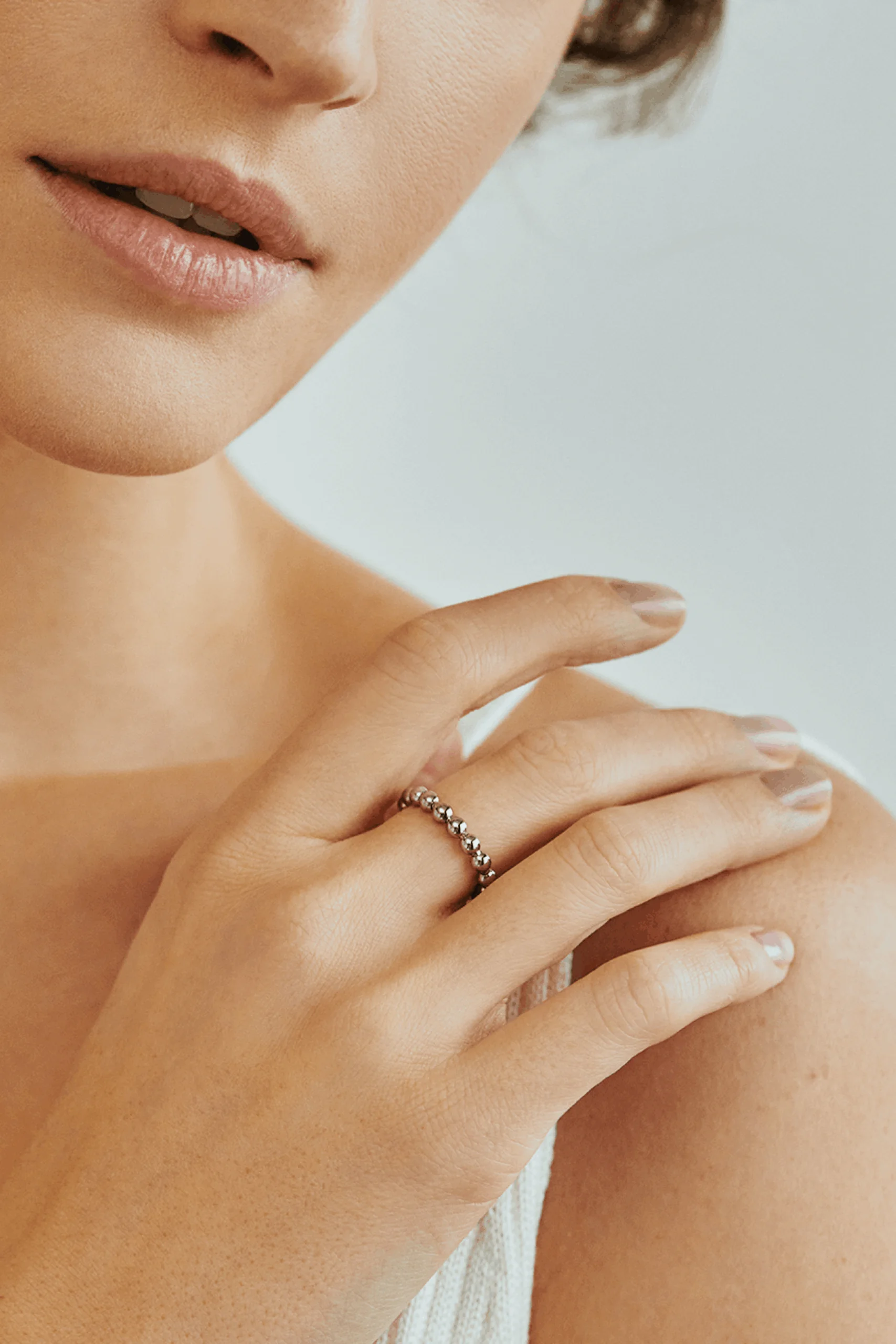 Rings Flexi-Orbs Ring, white gold available online with expert craftsmanship