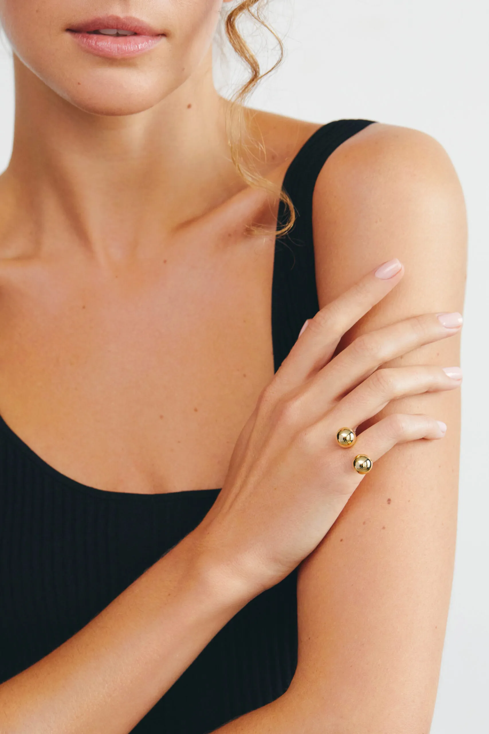 Rings Bold Duo Orb Ring, yellow gold with luxury craftsmanship from Guzema