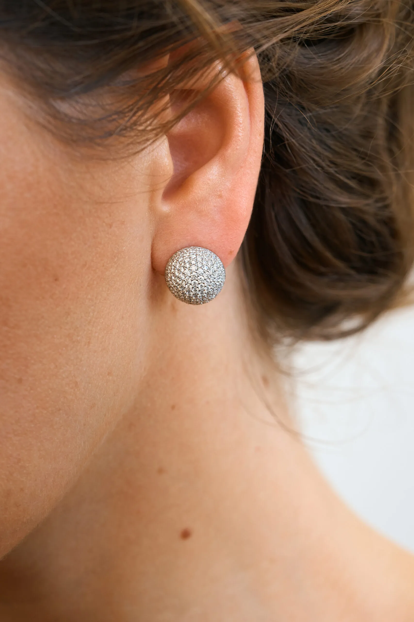 Earrings Mini Orbs Earrings, diamonds, white gold with timeless design by Guzema