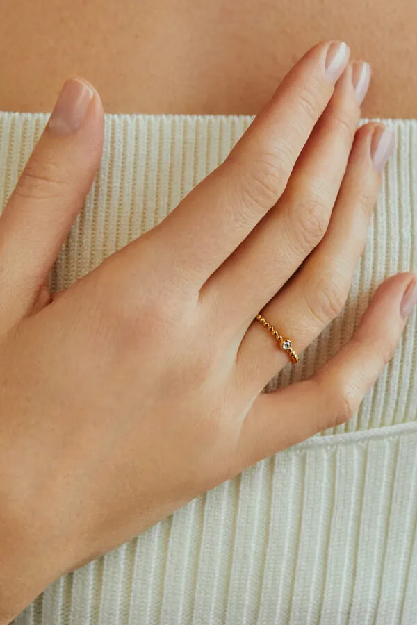 Rings Diamond Spotlight Ring, yellow gold with luxury craftsmanship from Guzema