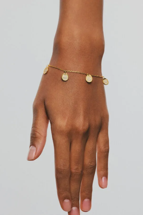 Bracelets Flats Quintet Bracelet, diamonds, yellow gold for everyday elegance