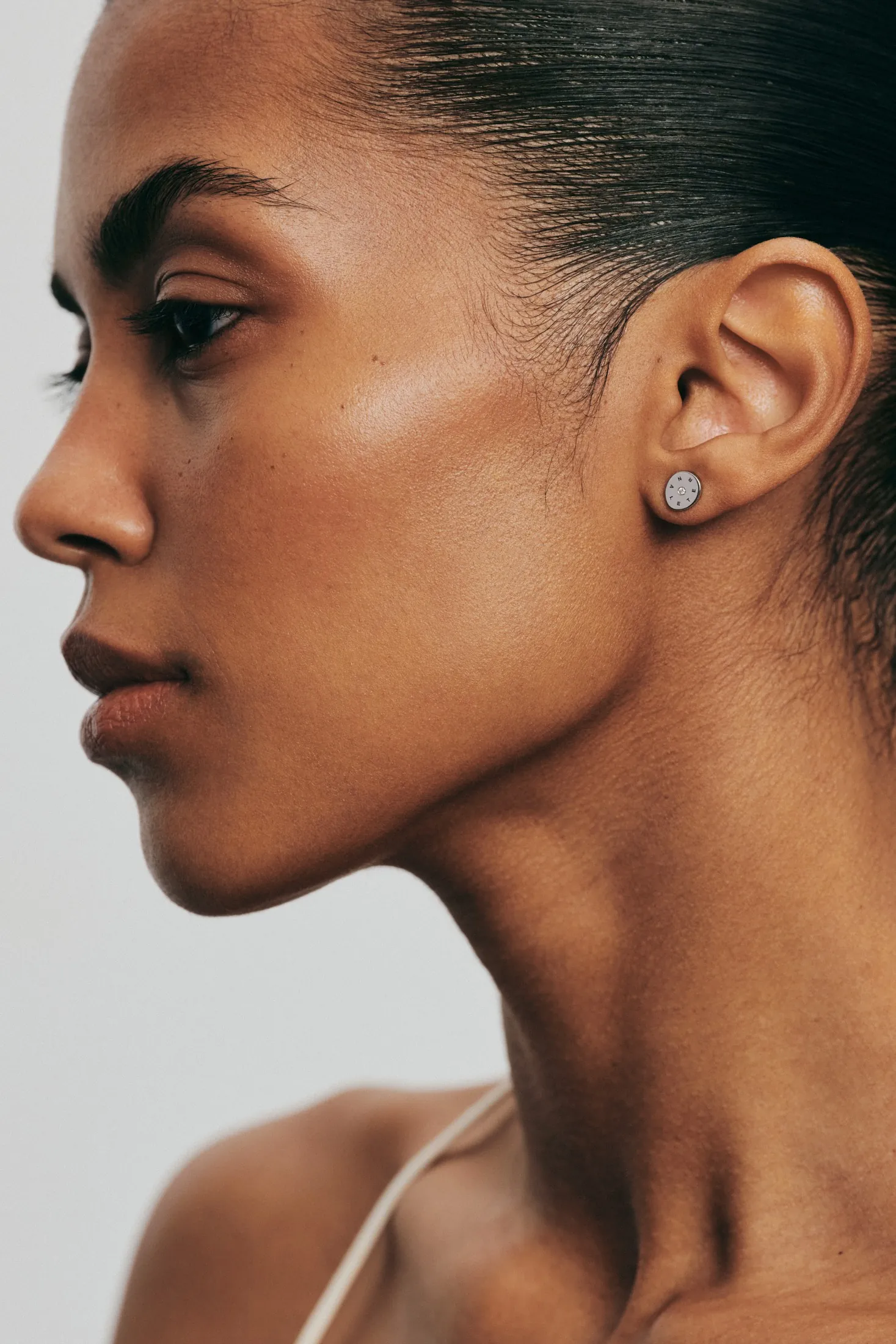 Earrings Flat Eternal Earrings, diamonds, white gold for a unique and sophisticated look