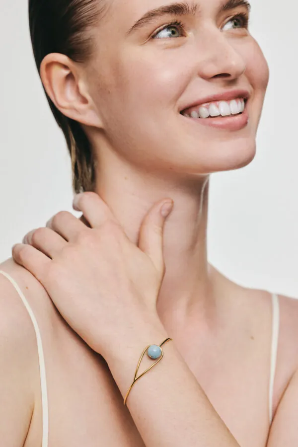 Bracelets Celestial Blue Bracelet, yellow gold with high-end craftsmanship from Guzema
