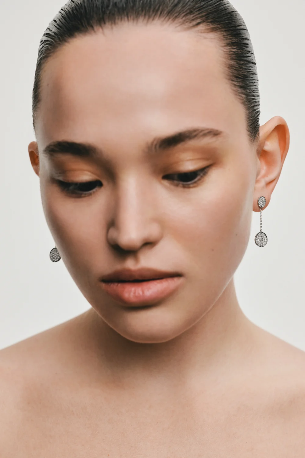 Earrings Flat Drop Earrings, diamonds, white gold with timeless design by Guzema