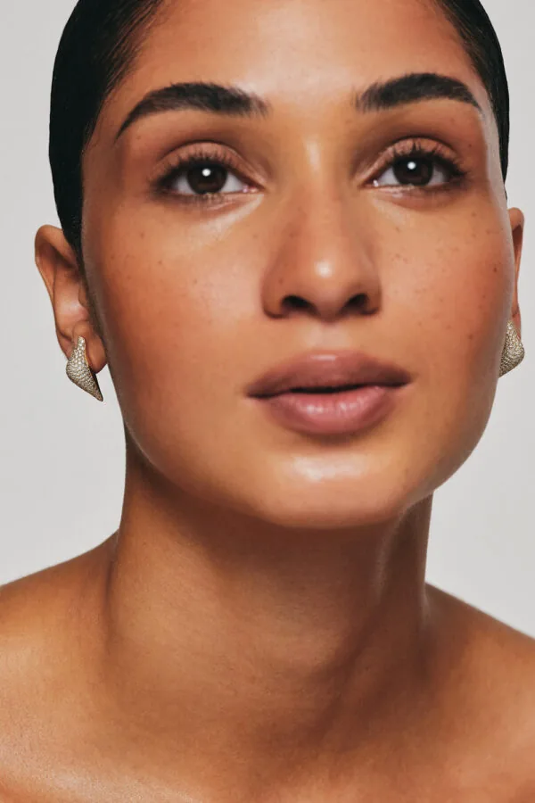 Earrings Bird Girl Stud Earrings, diamonds, yellow gold for a unique and sophisticated look