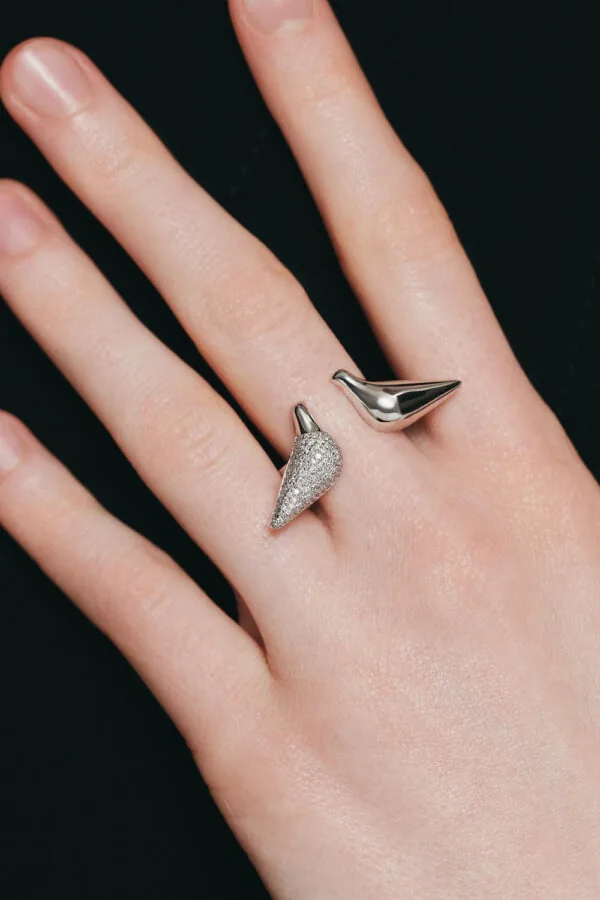 Rings Bird Girl Ring, diamonds, white gold with luxury craftsmanship from Guzema