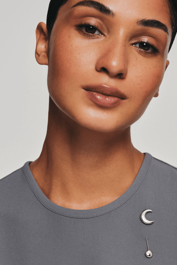 Brooches Moon Brooch, white gold for a sophisticated look